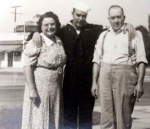 Charles Francis Sandes (right) with Sylvia Fay Gadway (left) and their son Robert Francis Sandes